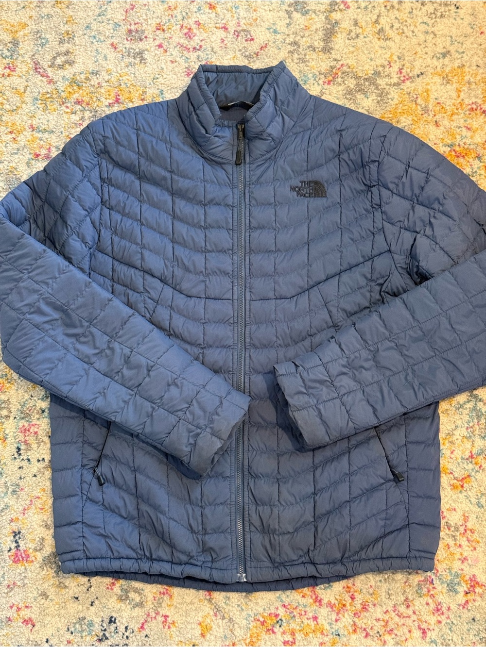 The North Face Men’s Navy Quilted Lightweight Jacket Size Large